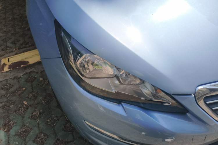 Used Peugeot 308S 2015 1.6T Automatic Jingchi Edition Right Front Headlight