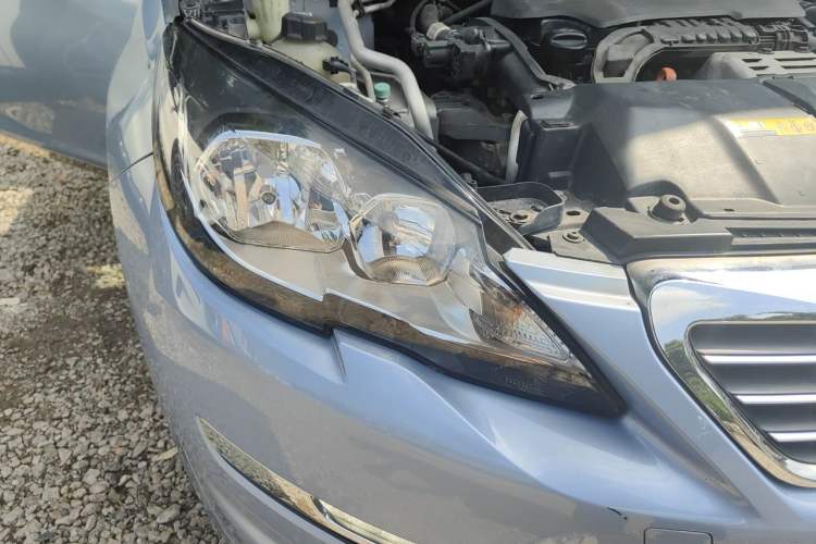 Used Peugeot 308S 2015 1.2T Automatic Jingchi Edition Right Front Headlight