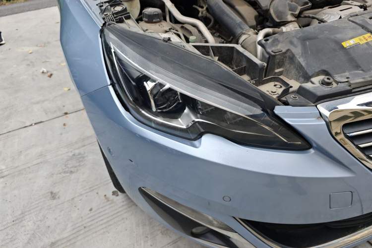 Used Peugeot 308S 2015 1.6T Automatic Ruichi Edition Right Front Headlight