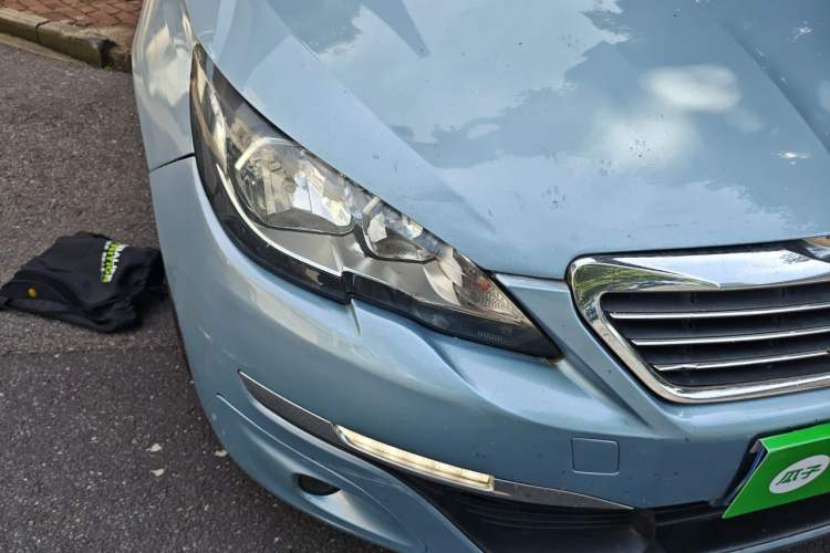 Used Peugeot 308S 2015 1.2T Automatic Shangchi Edition Right Front Headlight