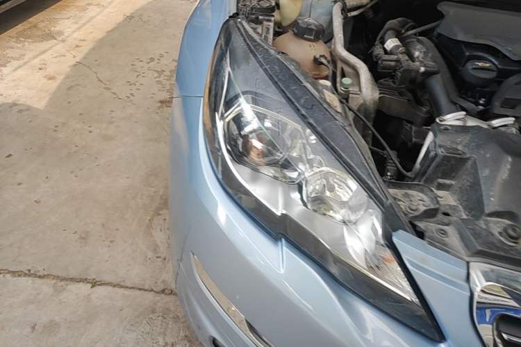 Used Peugeot 308S 2015 1.2T Automatic Shangchi Edition Right Front Headlight