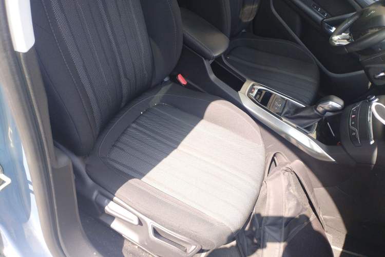 Used Peugeot 308S 2015 1.6T Automatic Jingchi Edition Right Front Seat