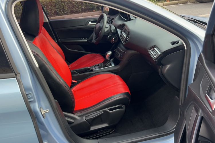 Used Peugeot 308S 2015 1.2T Automatic Shangchi Edition Right Front Seat