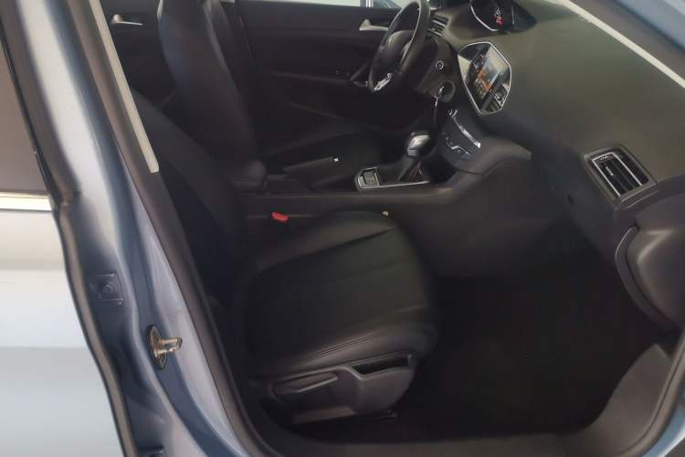 Used Peugeot 308S 2015 1.2T Automatic Jingchi Edition Right Front Seat