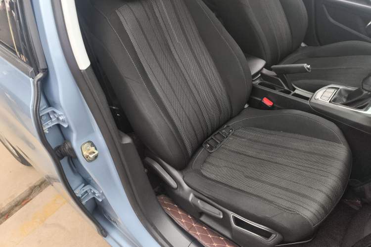 Used Peugeot 308S 2015 1.2T Automatic Shangchi Edition Right Front Seat