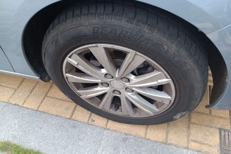 Used Peugeot 308S 2015 1.2T Automatic Shangchi Edition Right Front Wheel Hub