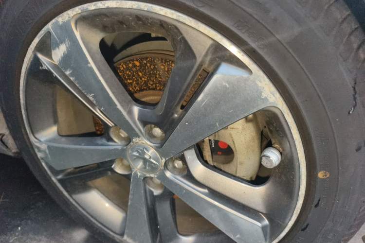 Used Peugeot 308S 2015 1.6T Automatic Jingchi Edition Right Front Wheel Hub