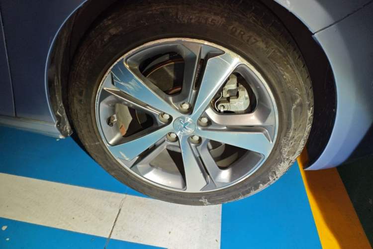 Used Peugeot 308S 2015 1.6T Automatic Ruichi Edition Right Front Wheel Hub