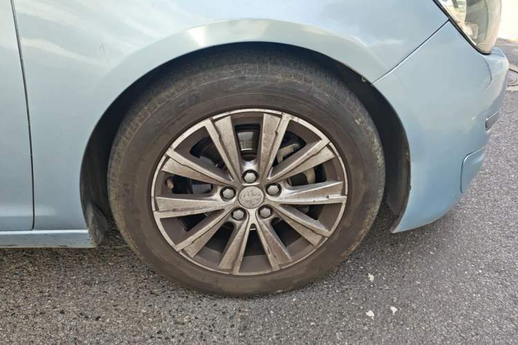 Used Peugeot 308S 2015 1.2T Automatic Shangchi Edition Right Front Wheel Hub