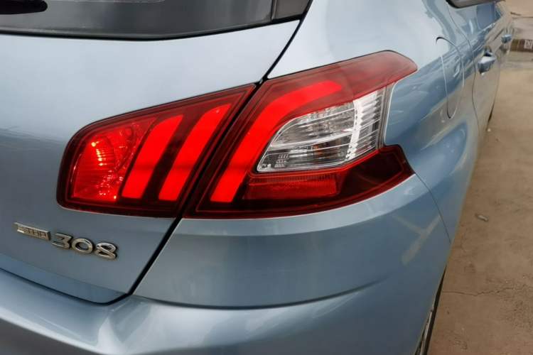 Used Peugeot 308S 2015 1.2T Automatic Shangchi Edition Right Rear Taillight