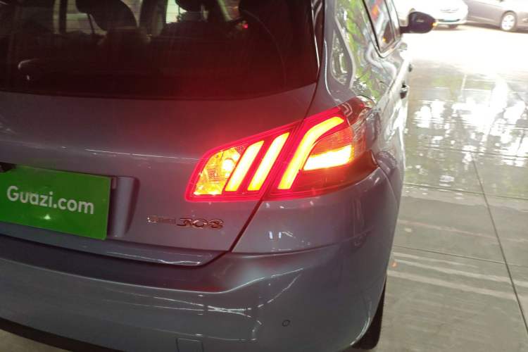 Used Peugeot 308S 2015 1.6T Automatic Jingchi Edition Right Rear Taillight