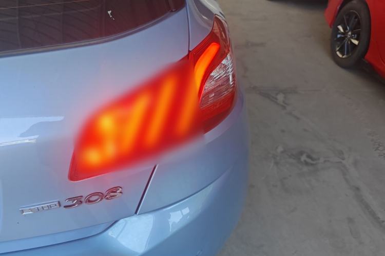 Used Peugeot 308S 2015 1.6T Automatic Jingchi Edition Right Rear Taillight