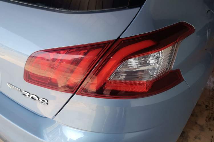 Used Peugeot 308S 2015 1.2T Automatic Jingchi Edition Right Rear Taillight