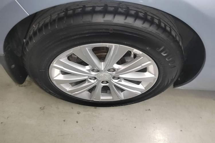 Used Peugeot 308S 2015 1.2T Automatic Jingchi Edition Right Rear Wheel Hub