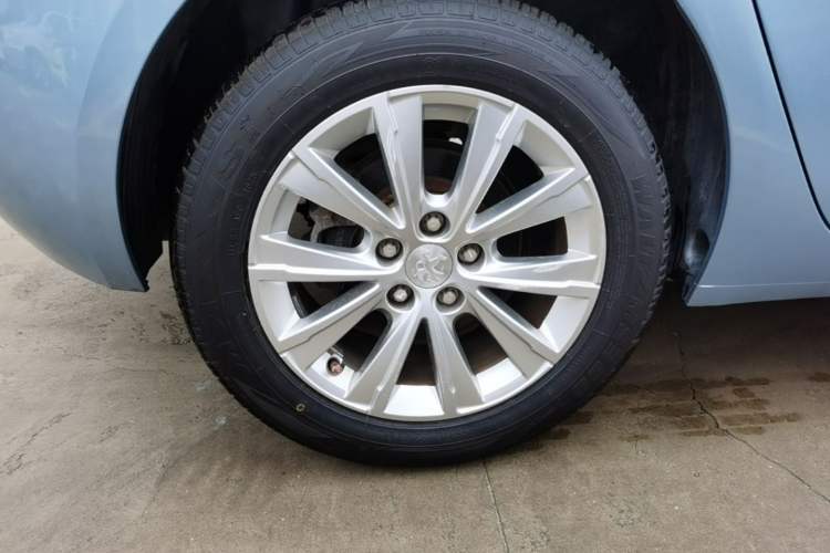 Used Peugeot 308S 2015 1.2T Automatic Shangchi Edition Right Rear Wheel Hub