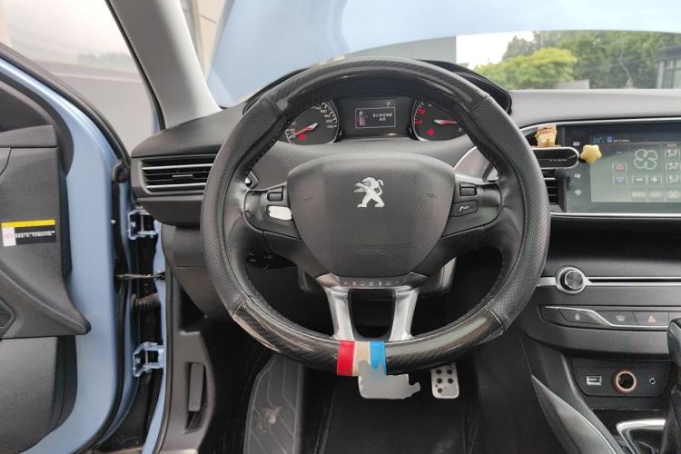Used Peugeot 308S 2015 1.6T Automatic Ruichi Edition Steering Wheel