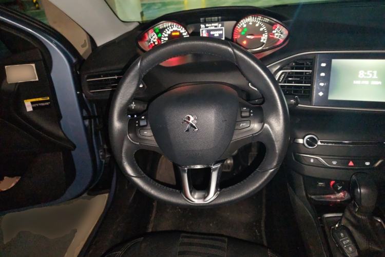 Used Peugeot 308S 2015 1.6T Automatic Ruichi Edition Steering Wheel