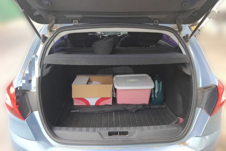 Used Peugeot 308S 2015 1.6T Automatic Jingchi Edition Trunk