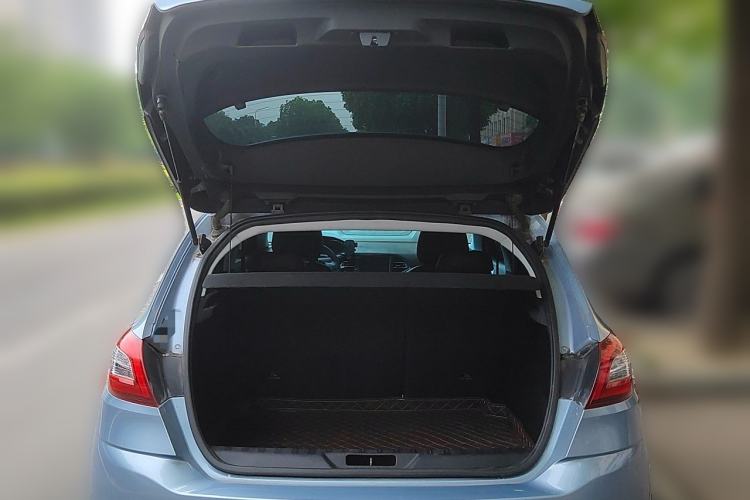 Used Peugeot 308S 2015 1.6L Manual Shangchi Edition Trunk