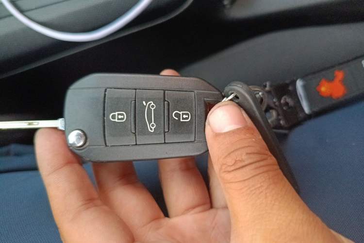 Used Peugeot 308S 2015 1.2T Automatic Shangchi Edition Vehicle Key