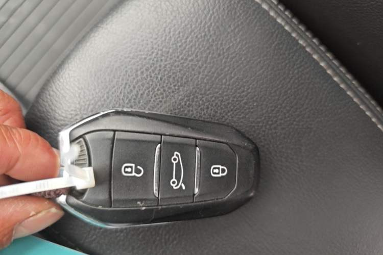 Used Peugeot 308S 2015 1.6T Automatic Ruichi Edition Vehicle Key