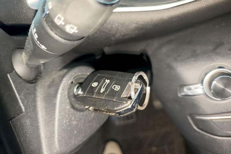 Used Peugeot 308S 2015 1.2T Automatic Jingchi Edition Vehicle Key