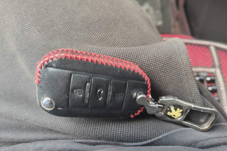 Used Peugeot 308S 2015 1.2T Automatic Jingchi Edition Vehicle Key