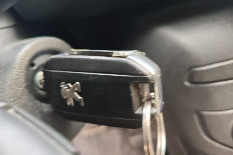 Used Peugeot 308S 2015 1.2T Automatic Shangchi Edition Vehicle Key