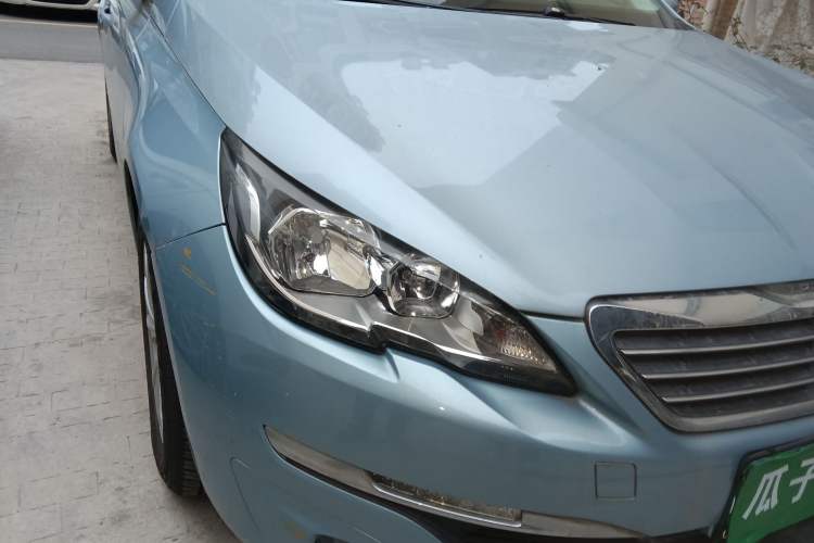 Used Peugeot 308S 2015 1.2T Automatic Shangchi Edition Right Front Headlight