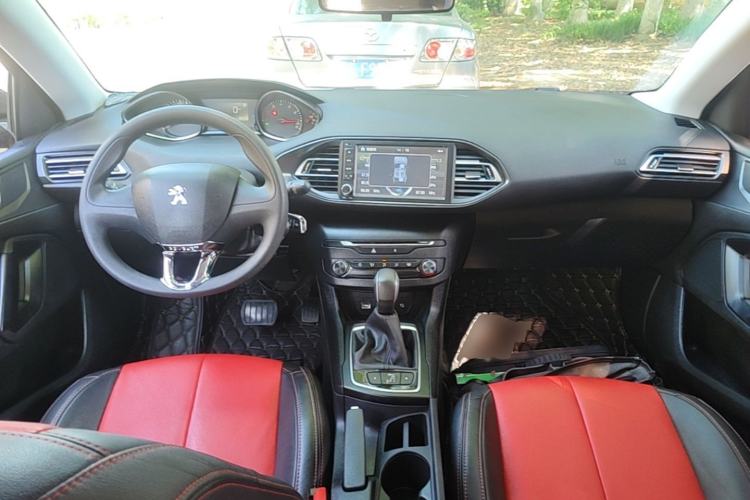 Used Peugeot 308S 2015 1.2T Automatic Shangchi Edition Center Console
