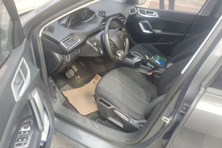 Used Peugeot 308S 2015 1.2T Automatic Shangchi Edition Driver Seat