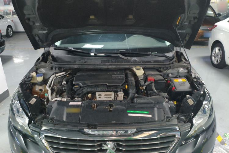 Used Peugeot 308S 2015 1.2T Automatic Shangchi Edition Engine Bay