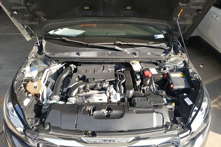 Used Peugeot 308S 2015 1.6T Automatic Jingchi Edition Engine Bay