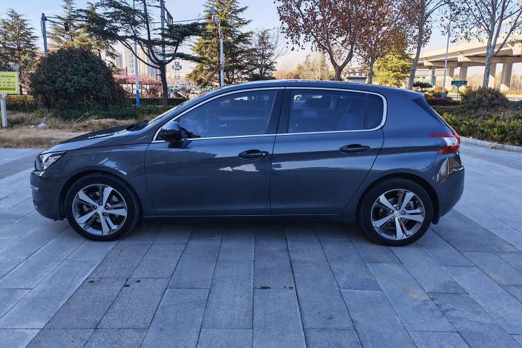 Used Peugeot 308S 2015 1.6T Automatic Jingchi Edition Exterior 4