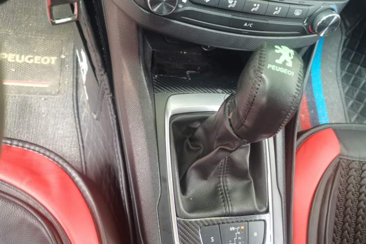 Used Peugeot 308S 2015 1.2T Automatic Shangchi Edition Gear Lever