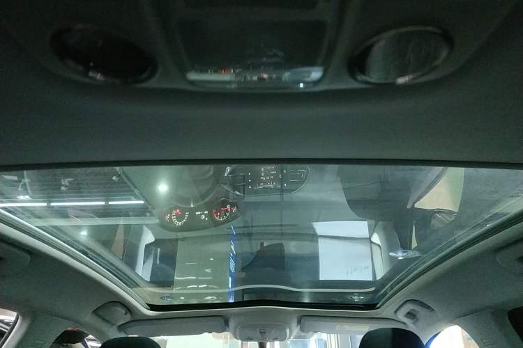 Used Peugeot 308S 2015 1.6T Automatic Jingchi Edition Headliner