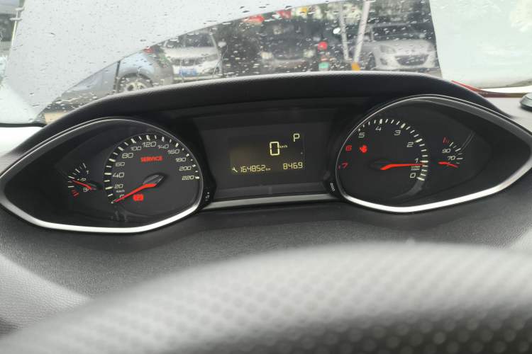 Used Peugeot 308S 2015 1.2T Automatic Jingchi Edition Instrument Cluster