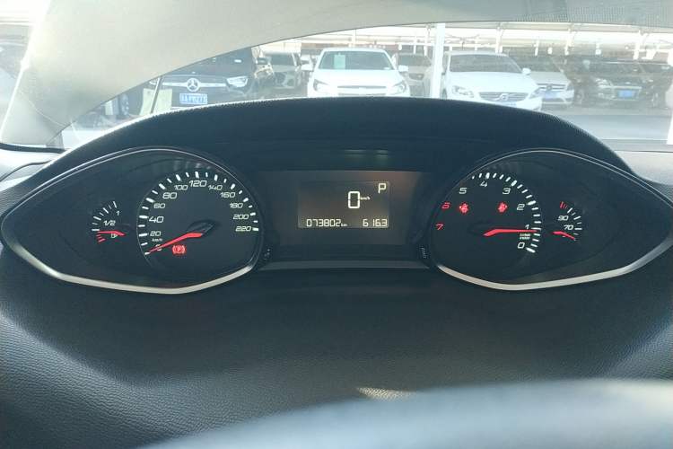 Used Peugeot 308S 2015 1.6T Automatic Jingchi Edition Instrument Cluster