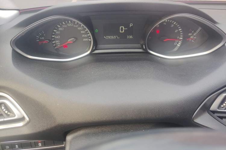 Used Peugeot 308S 2015 1.2T Automatic Shangchi Edition Instrument Cluster