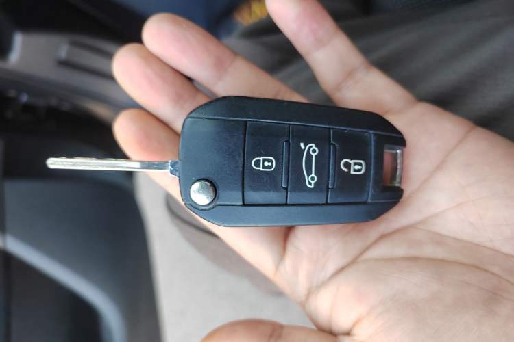 Used Peugeot 308S 2015 1.2T Automatic Shangchi Edition Interior 1