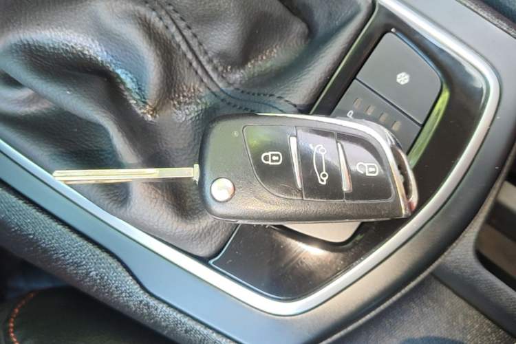 Used Peugeot 308S 2015 1.2T Automatic Shangchi Edition Interior 1
