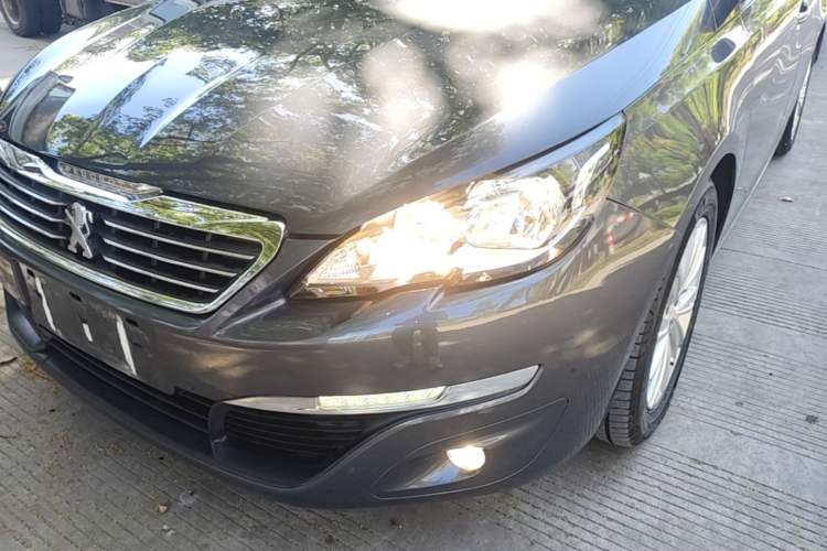 Used Peugeot 308S 2015 1.2T Automatic Shangchi Edition Left Front Headlight