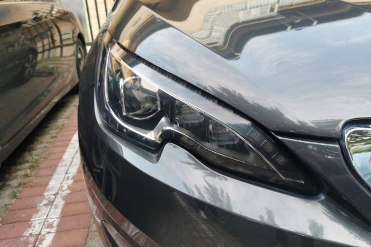Used Peugeot 308S 2015 1.6T Automatic Ruichi Edition Right Front Headlight