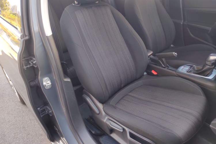 Used Peugeot 308S 2015 1.2T Automatic Shangchi Edition Right Front Seat