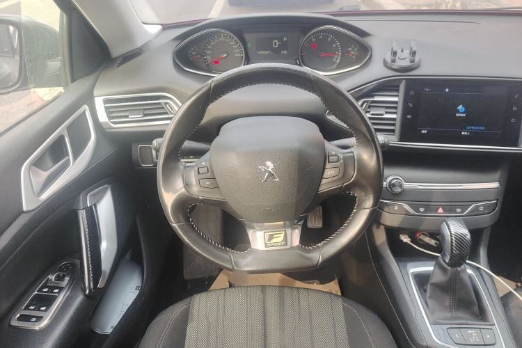 Used Peugeot 308S 2015 1.2T Automatic Shangchi Edition Steering Wheel