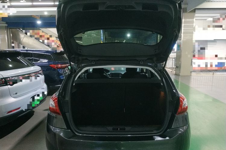 Used Peugeot 308S 2015 1.6T Automatic Jingchi Edition Trunk