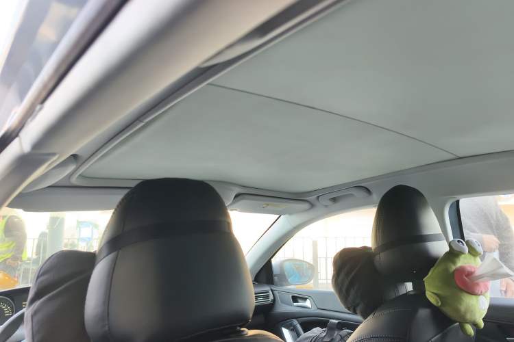 Used Peugeot 308S 2015 1.6T Automatic Jingchi Edition Headliner