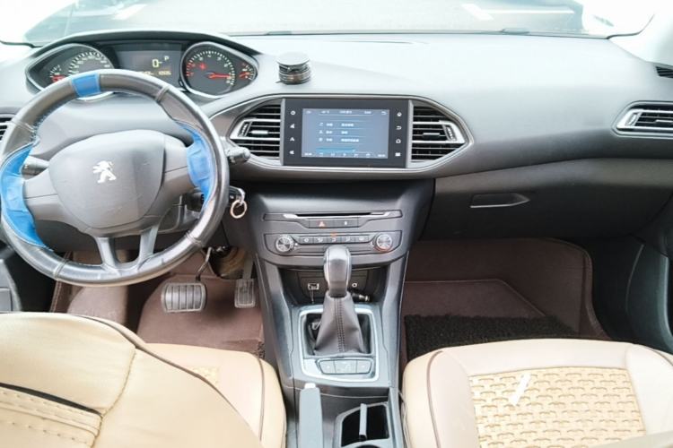 Used Peugeot 308S 2015 1.2T Automatic Shangchi Edition Center Console