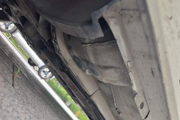 Used Peugeot 308S 2015 1.6T Automatic Jingchi Edition Chassis Front Left