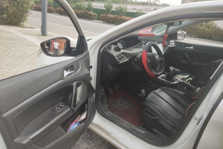 Used Peugeot 308S 2015 1.6L Manual Shangchi Edition Driver Seat